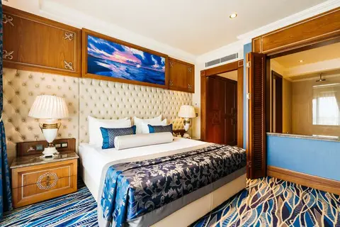 Lord's Palace Hotel in Girne — foto 3