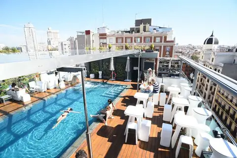 Inhala Hotel Garden in Madrid