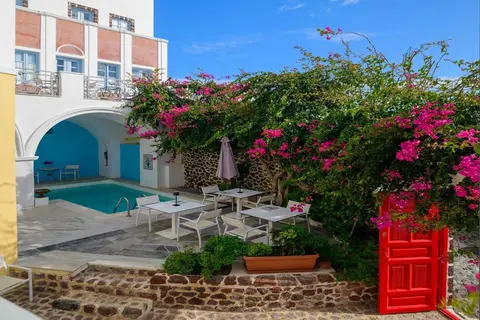 Aigialos Luxury Traditional Settlement in Φηρά Θήρας — foto 3