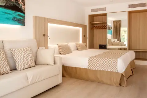 Globales Costa de la Calma in Santa Ponsa — foto 4