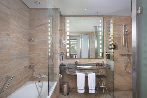 Meliá Valencia in Valencia — foto 10