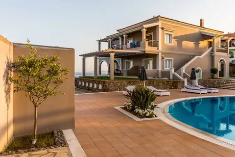 Picture Suites in Άγιος Στέφανος — foto 12