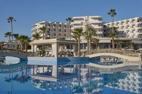 Atlantica Ocean Beach Resort in Máleme — foto 14