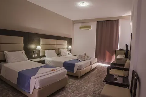 Sunshine Hotel & Apartments in Τιγκάκι — foto 13