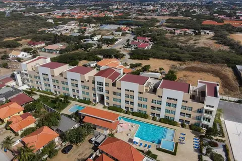 Aruba's Life Vacation Resort in Tanki Flip
