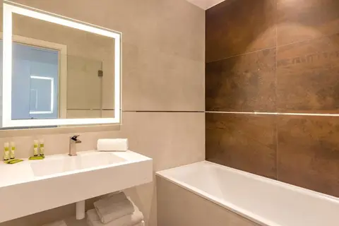 Hotel Apollinaire Nice in Nice — foto 11