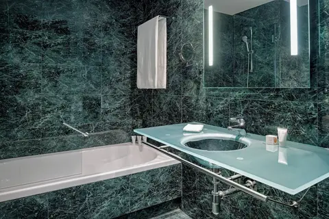 Leonardo Royal Hotel Barcelona Fira in Barcelona — foto 23