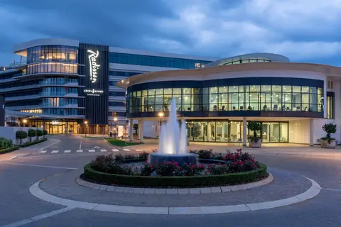 Radisson Hotel & Convention Centre Johannesburg, O.R. Tambo in Kempton Park — foto 4