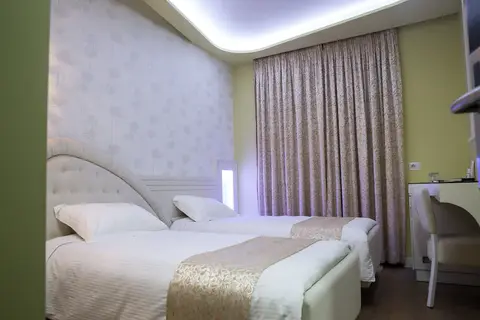 New W Hotel in Tirana — foto 18