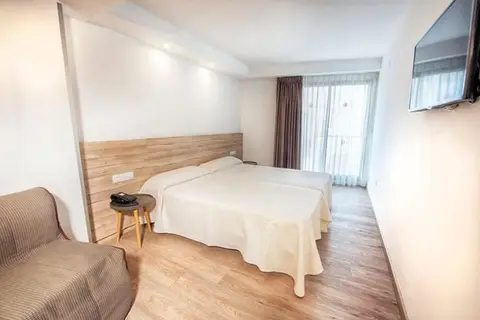 Hotel Montemar in Benidorm — foto 17