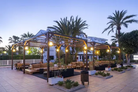 Fly & Go Fergus Style Bahamas in Platja d'en Bossa — foto 16