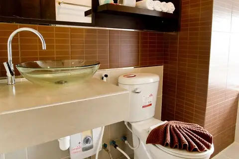 Sinsuvarn Airport Suite Hotel in Bangkok — foto 10