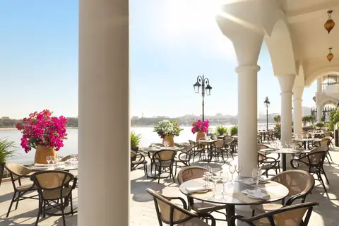 The Ritz-Carlton Abu Dhabi Grand Canal in Abu Dhabi — foto 2