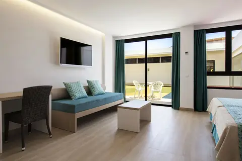 Marvell Club Hotel & Apartments in Sant Antoni de Portmany — foto 30