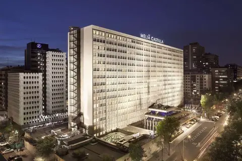 Melia Castilla in Madrid — foto 10
