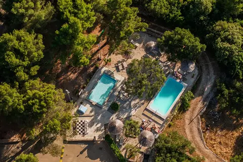 Waterman Beach Village camp & glamping in Supetar — foto 4