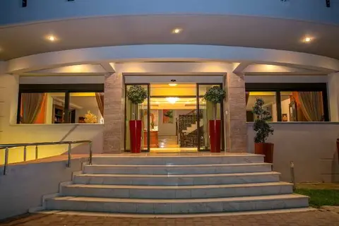 Thalassies Nouveau in Λιμενάρια — foto 19
