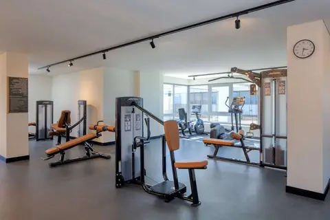 Staybridge Suites Dubai Internet City in Dubai — foto 13