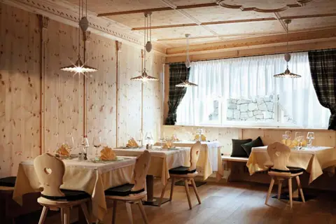 Park Hotel Miramonti in Völs am Schlern - Fiè allo Sciliar — foto 7
