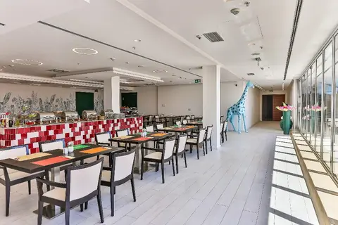 Hotel TQ Plaza in Budva — foto 11