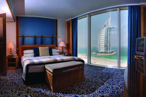 Jumeirah Beach Hotel in Dubai — foto 3
