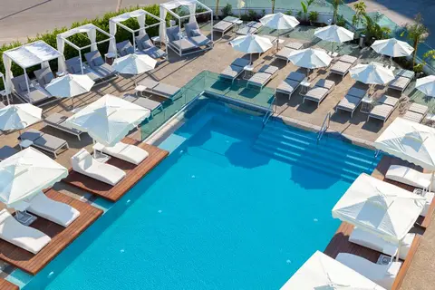 The Blue Ivy Hotel & Suites in Παραλίμνι — foto 17