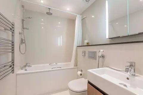Ashburn Court Apartments in Londen — foto 19