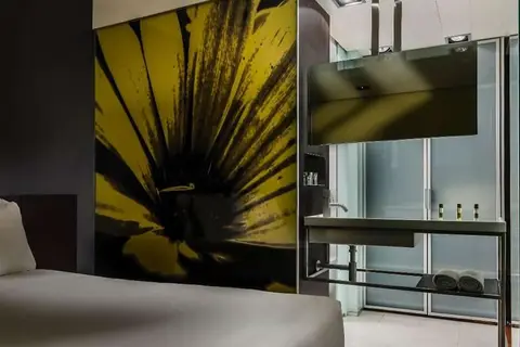 Ikonik Angli in Barcelona — foto 19