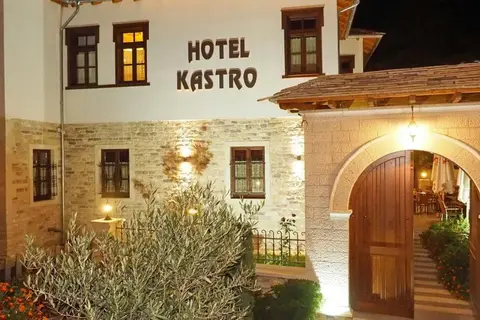 Hotel Kastro in Gjirokastra — foto 23