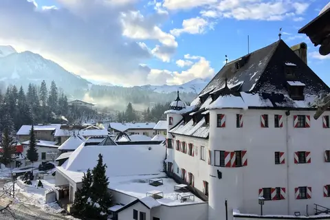 Family Hotel Schloss Rosenegg in Fieberbrunn
