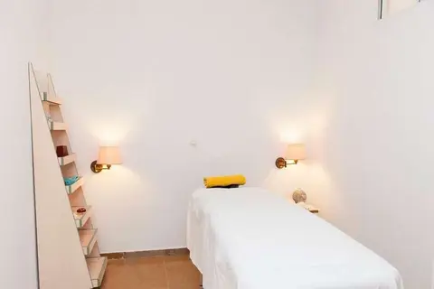 Elea Beach in Δασσιά — foto 18