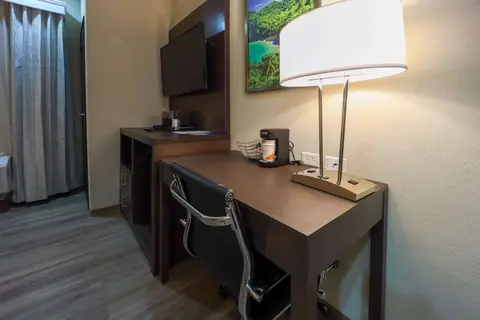 Comfort Inn & Suites in Scarborough — foto 18