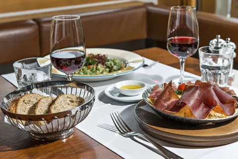 12-daagse rondreis per trein naar Berlijn, Praag en Wenen in stijl foto 11