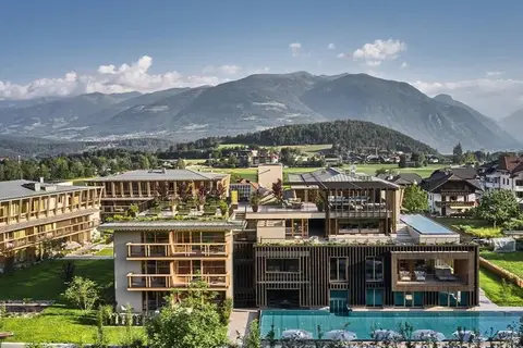 Falkensteiner Hotel Kronplatz in Bruneck Brunico