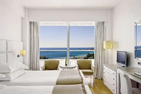 Grecian Bay Hotel in Αγία Νάπα — foto 15