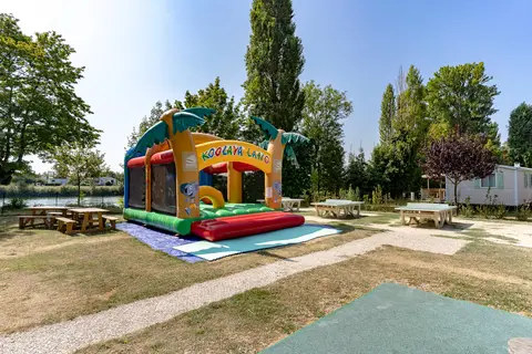 International Maisons-laffitte in Maisons-Laffitte — foto 9
