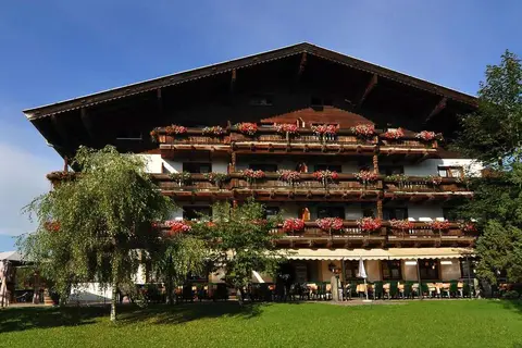 Kaiserhotel Kitzbüheler Alpen in Oberndorf in Tirol — foto 5