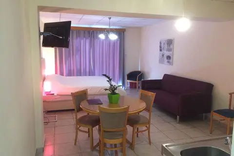 Vrachia Beach Hotel & Suites in Kissonerga — foto 22