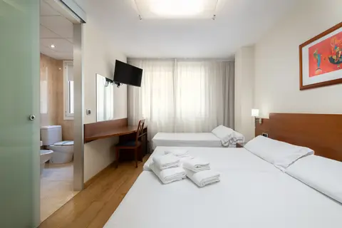 Duerming Longoria Plaza Hotel in Oviedo — foto 12