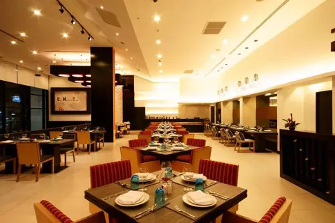 Tsix5 Hotel in พัทยา — foto 9