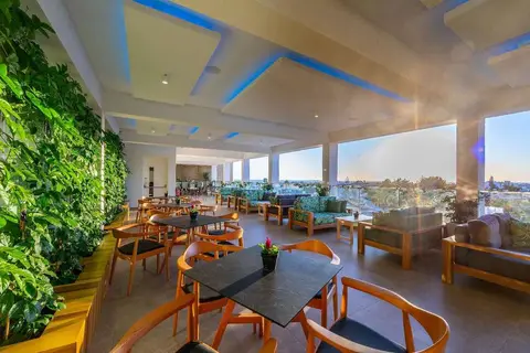 Anemi Hotel & Suites in Paphos — foto 30