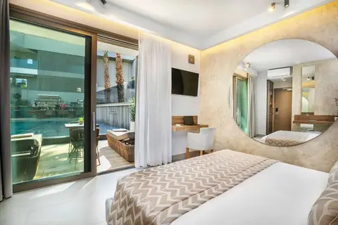 Luuks Luxury Accommodation in Δημοτική Ενότητα Παλλήνης — foto 6