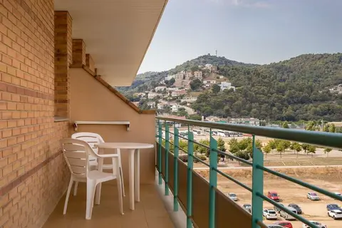 H-Top Royal Sun Suites in Santa Susanna — foto 16