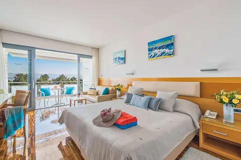 Bluesun Hotel Elaphusa in Bol — foto 29