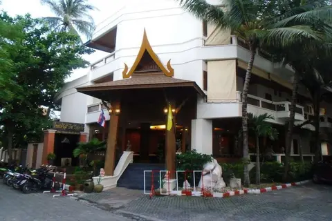Thai House Beach Resort in บ้านละไม — foto 27