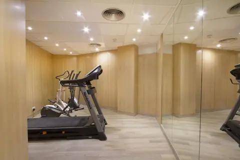 Hotel Garbi Millenni in Barcelona — foto 9