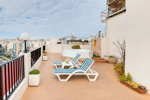 Sliema Marina Hotel in Tas-Sliema — foto 25
