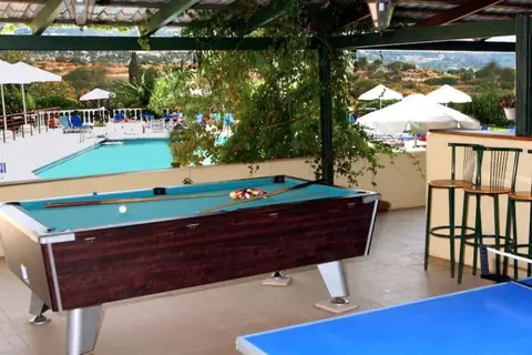 Karavados Beach Hotel in Καραβάδος — foto 10