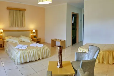 Theofilos Superior Hotel in Petra — foto 2
