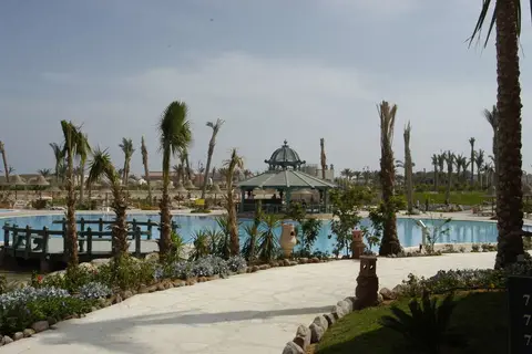 Parrotel Aquapark Resort in Credit Agricole — foto 15